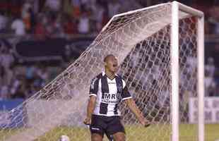 33 - Paulo Henrique - 2007 - 13 jogos / 3 gols - 0,230 por jogo