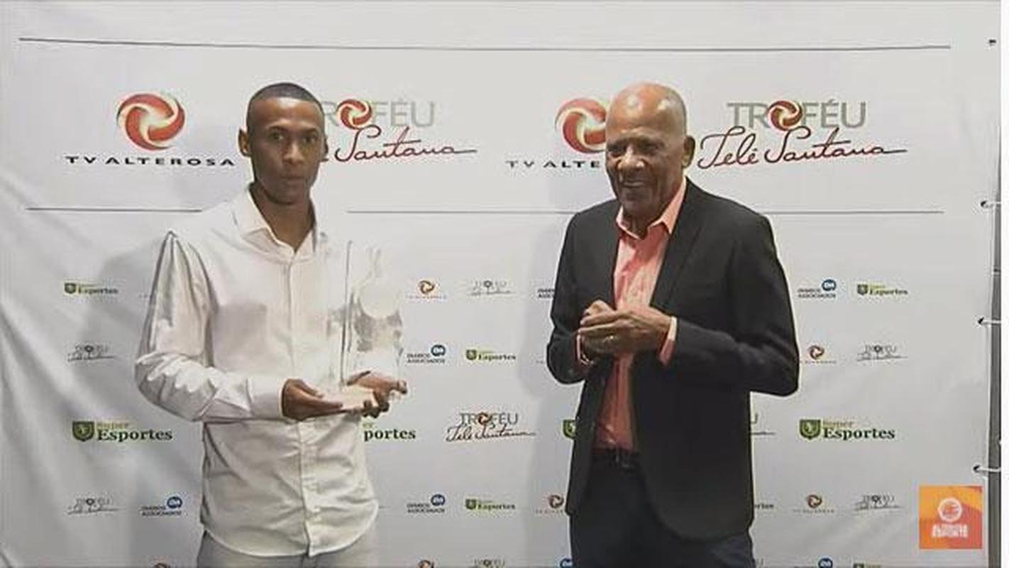 Ademir, atacante do Amrica em 2021