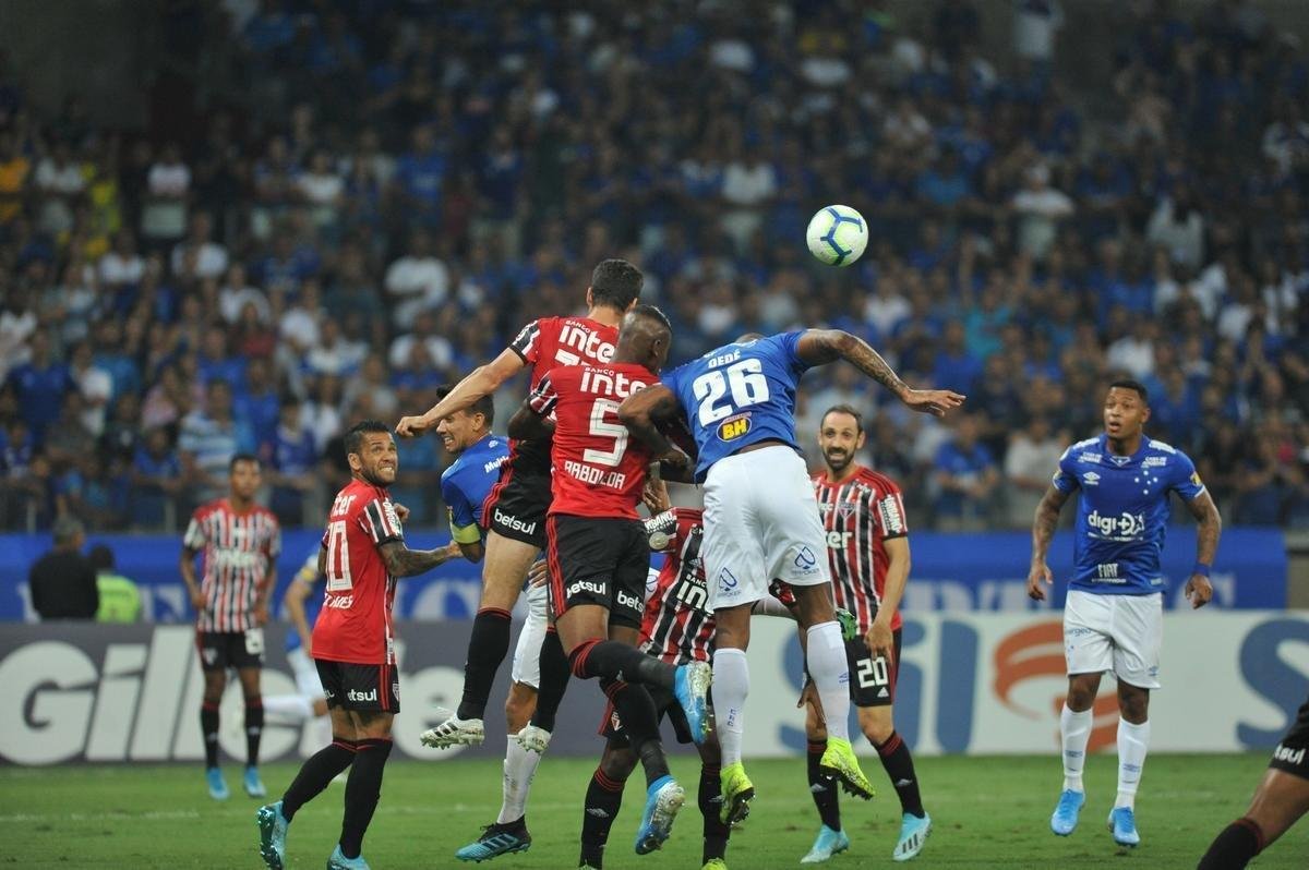 Fotos de Cruzeiro x So Paulo, no Mineiro, pela 26 rodada do Campeonato Brasileiro