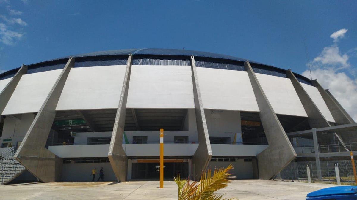 Foram longos sete anos em obras até que o Geraldão, principal ginásio poliesportivo do Recife, fosse reaberto. Nesta quinta-feira (24), o equipamento foi apresentado à imprensa pela equipe da Secretaria de Esportes da Prefeitura do Recife.