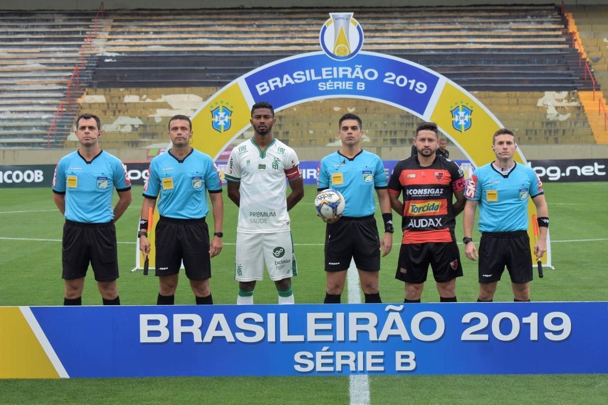 Oeste e Amrica se enfrentam na Arena Barueri, em So Paulo, pela 30 rodada da Srie B