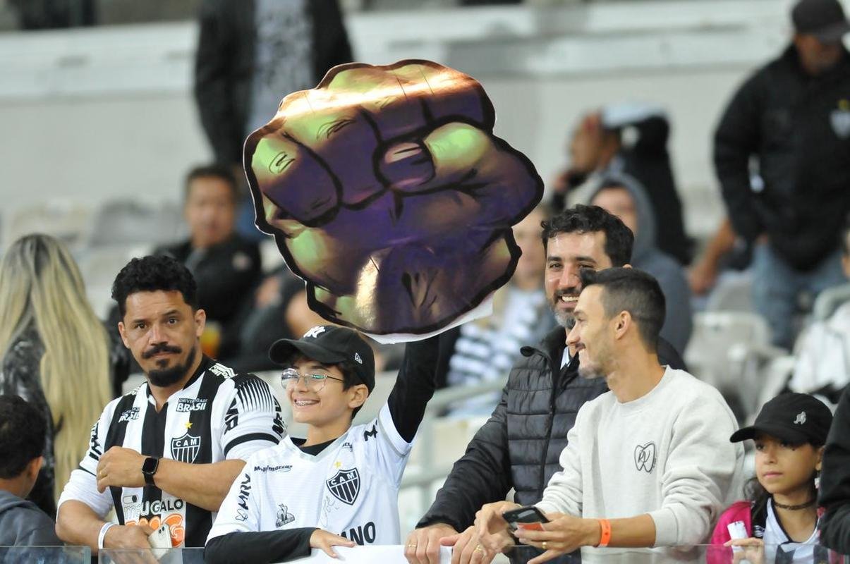 Fotos dos torcedores do Atltico no confronto entre Galo e Tolima, na noite desta quarta-feira (25), no Mineiro, em Belo Horizonte. A partida foi vlida pela 6 rodada da fase de grupos da Copa Libertadores.