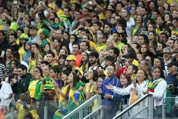 Torcedores no Mineiro durante jogo entre Brasil e Austrlia pelos Jogos Olmpicos