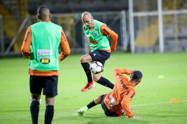 Atlético treinou na noite desta segunda-feira, véspera de jogo contra La Equidad-COL