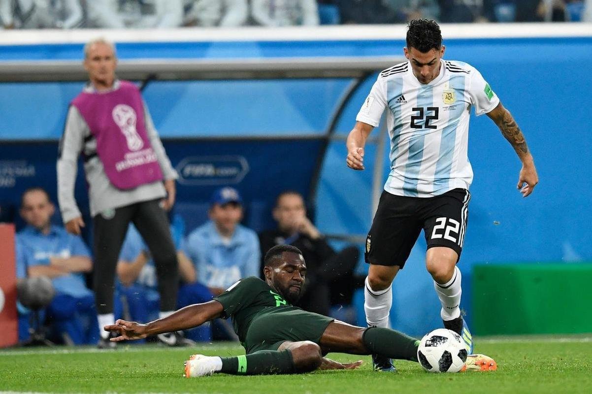 Cristian Pavn jogou os quatro jogos da Argentina na Copa do Mundo de 2018. Ele foi reserva nos trs duelos da fase de grupos e titular diante da Frana nas oitavas de final, quando a equipe acabou eliminada.