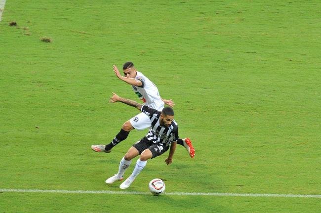 O Atltico recebeu o Athletic nesta tera-feira (15), no Mineiro, em Belo Horizonte. A partida, vlida pela 7 rodada do Campeonato Mineiro de 2022, marcou o centsimo jogo do goleiro Everson com a camisa do Galo.