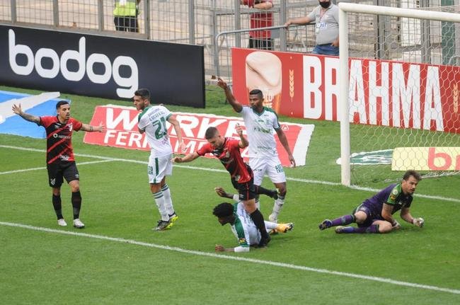 Amrica e Athletico-PR se enfrentaram no Independncia, pela 20 rodada da Srie A do Brasileiro