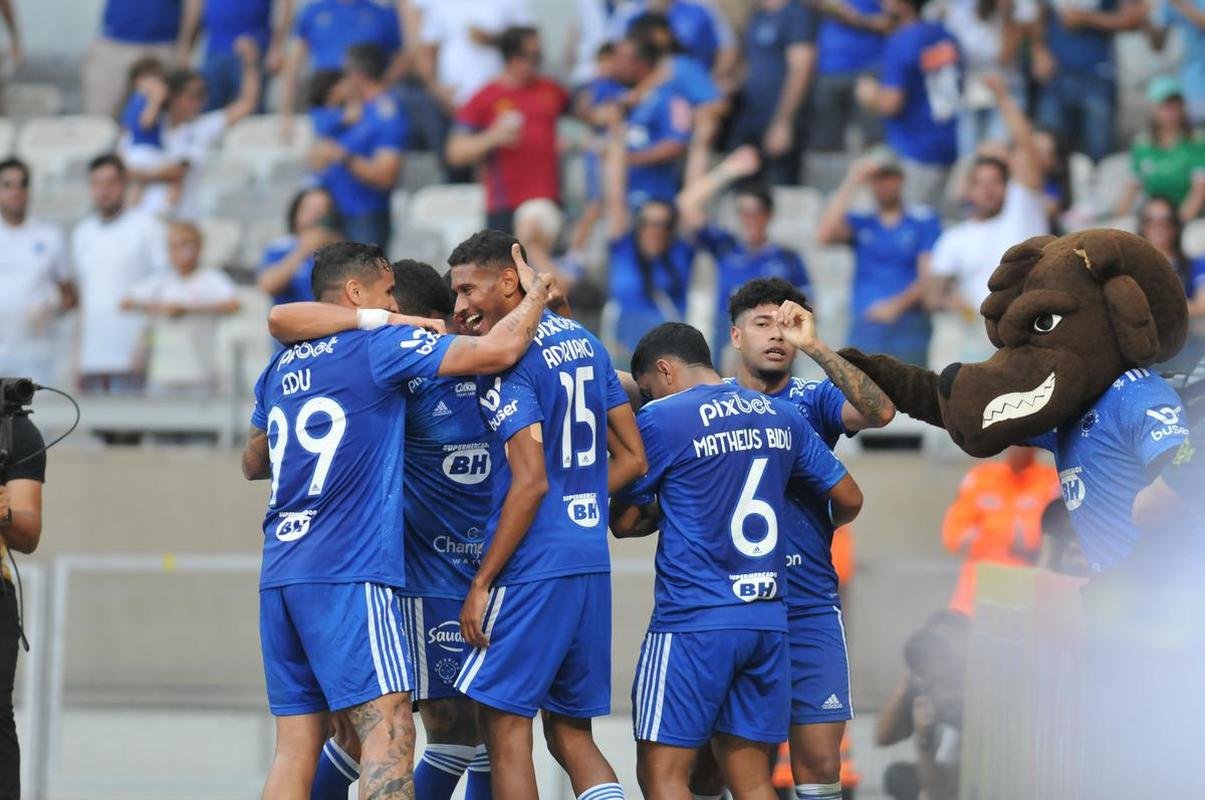 Fotos da partida entre Cruzeiro e Novorizontino, neste domingo (17), no Mineiro, em Belo Horizonte. Jogo  vlido pela 18 rodada da Srie B do Campeonato Brasileiro.