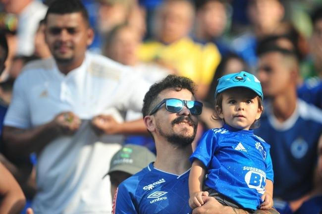 Fotos da partida entre Cruzeiro e Grmio, no Independncia, pela sexta rodada da Srie B do Brasileiro