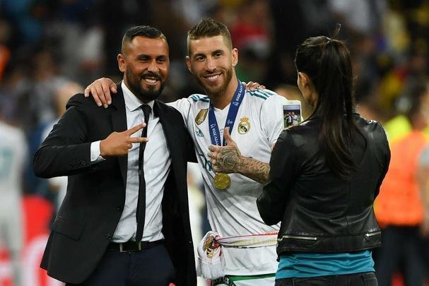 Festa do Real Madrid com a conquista da 13 Liga dos Campees, a terceira de forma seguida