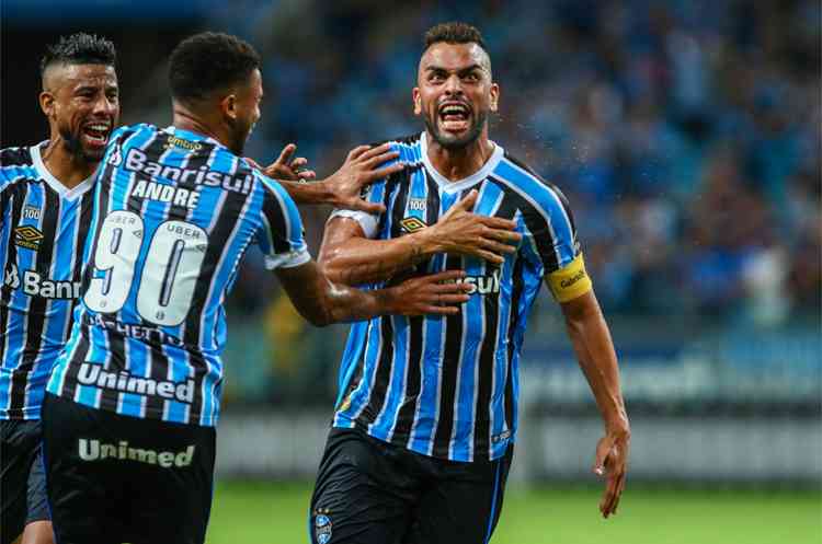 Bahia arrasa Goiás e coloca três jogadores na Seleção da Rodada