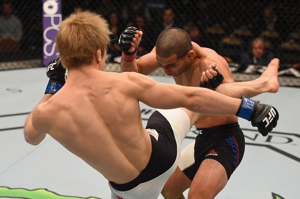 Michinori Tanaka venceu Joe Soto por decisão dividida dos juízes