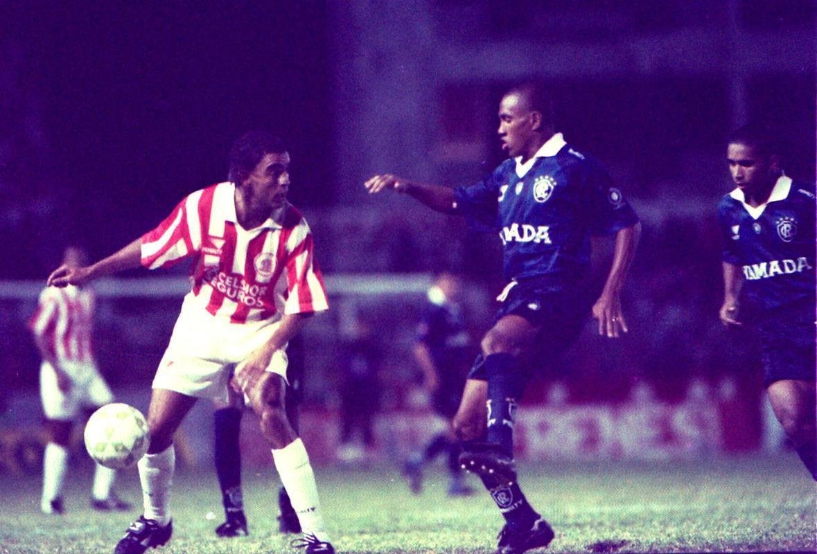 Modelo utilizado pelo Nutico em 1998 fornecido pela Penalty