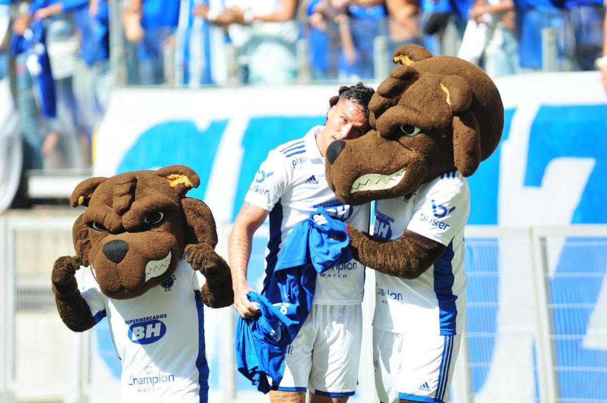 Veja fotos do jogo Cruzeiro x Sampaio Corra, no Mineiro