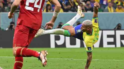 Richarlison marcou os dois gols da vitória do Brasil sobre a Sérvia na estreia da Copa do Mundo do Catar (Foto: AFP PHOTO)