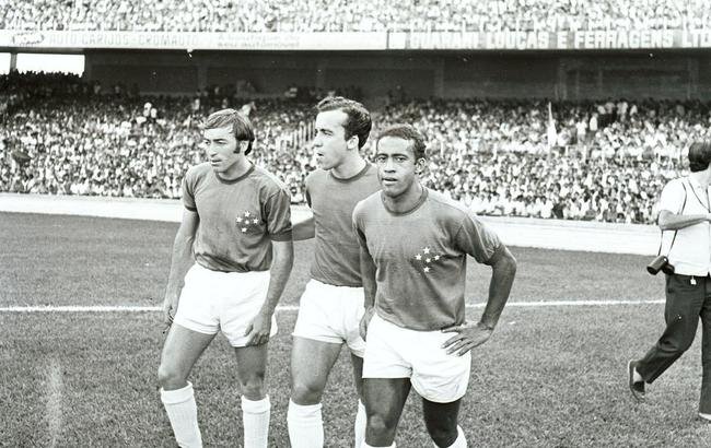 27/10/1968 - Os jogadores Cruzeiro Natal, Tosto e Dirceu Lopes.