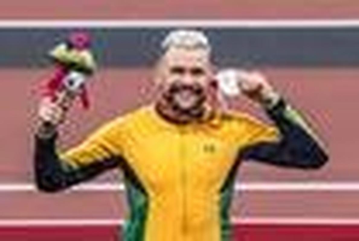 Vincius Rodrigues ficou com a medalha de prata nos 100m rasos da classe T63 do atletismo