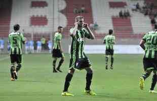 Amrica e Tupi se enfrentaram, no Independncia, pela terceira rodada do Campeonato Mineiro