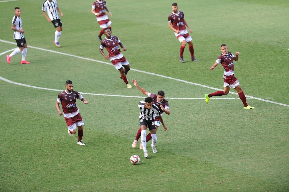 Fotos da vitria do Atltico sobre o Patrocinense, por 3 a 1, no Independncia, em Belo Horizonte, pela quarta rodada do Campeonato Mineiro. Mando foi do clube do interior, que no pde realizar a partida em Patrocnio devido ao elevado nmero de casos de COVID-19 na cidade.