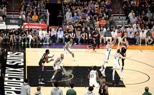 Devin Booker  o cestinha do Phoenix Suns nas finais da NBA
