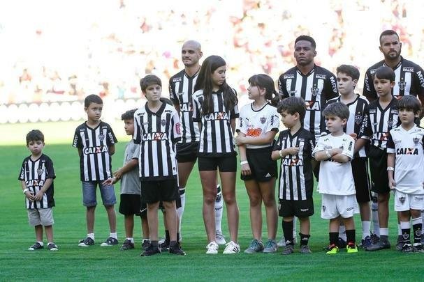 Imagens do duelo entre Flamengo e Atlético, no Maracanã, pela 26ª rodada do Brasileiro