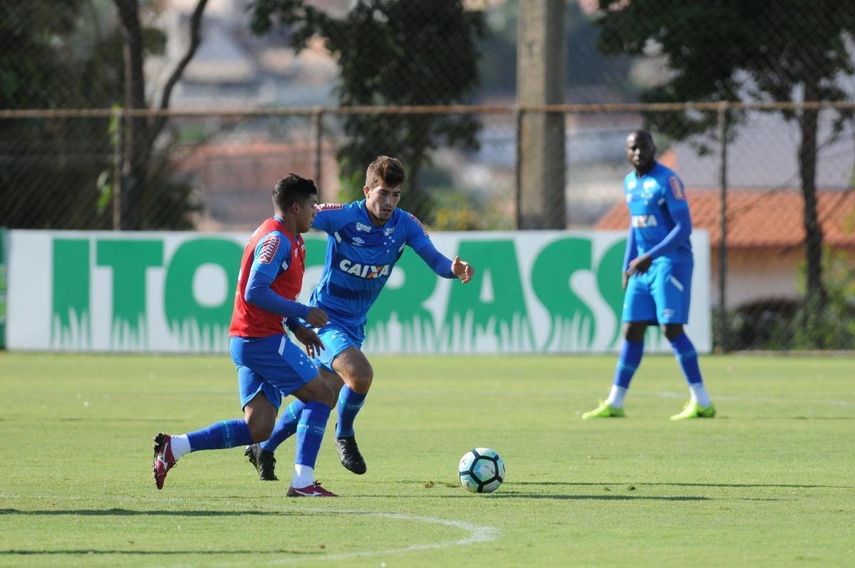 Fotos do treino do Cruzeiro desta sexta-feira (3/11), na Toca da Raposa II (Leandro Couri/EM D.A Press)