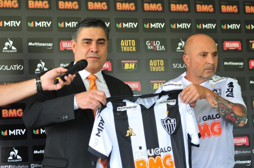 Sampaoli foi apresentado ao Atltico na tarde desta segunda-feira