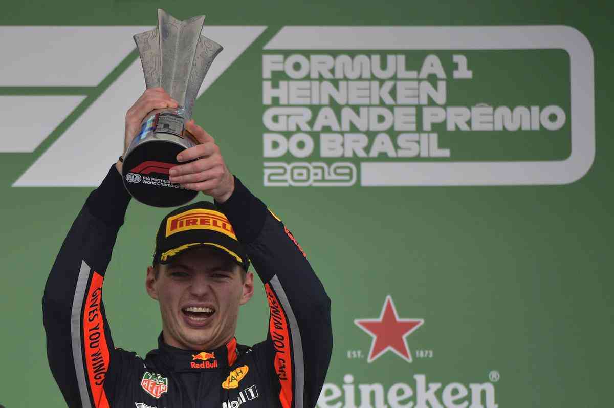 Verstappen, da RBR, venceu GP Brasil de Fórmula 1, em Interlagos, São Paulo, e foi seguido de Pierre Gasly, da Toro Rosso, e Lewis Hamilton, da Mercedes