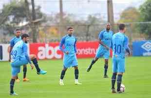 Fotos do aquecimento cruzeirense antes de viagem para o Rio, onde time enfrenta o Flamengo pela Libertadores