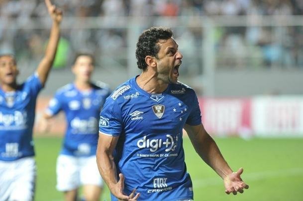Fred marca de pnalti, empata clssico e d ttulo mineiro ao Cruzeiro no Independncia