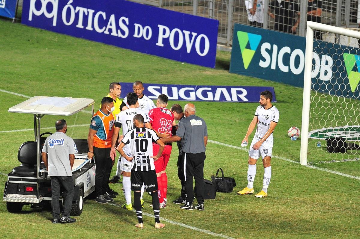 Fotos do jogo entre Athletic e Atltico, no Independncia, em Belo Horizonte, pela 11 rodada do Campeonato Mineiro 2021