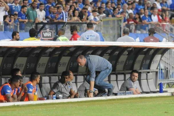Fotos do duelo entre Cruzeiro e Amrica, no Mineiro