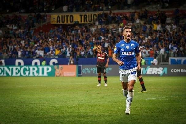 Arrascaeta - Bicampeão (2017 e 2018)