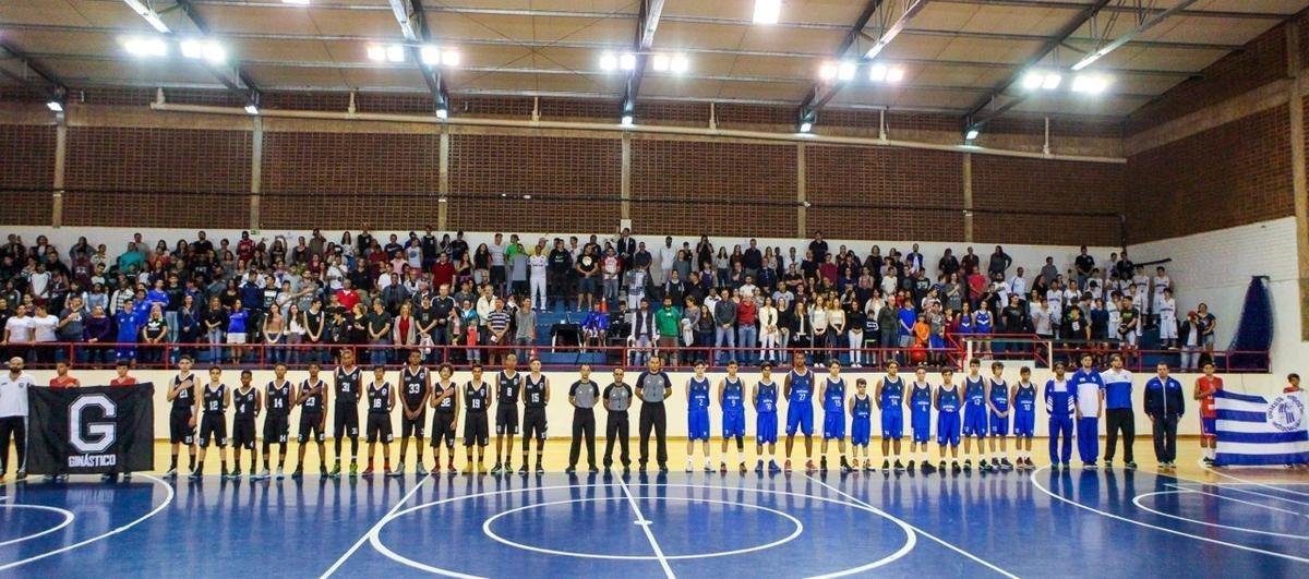 Fotos da deciso do Brasileiro Sub-14 de Basquete, entre Minas e Ginstico, no Olympico Club