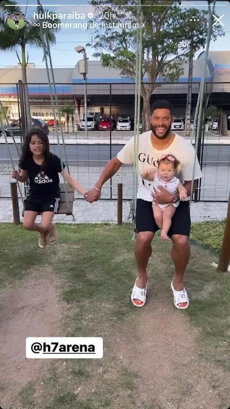 Hulk e as filhas em Joo Pessoa.