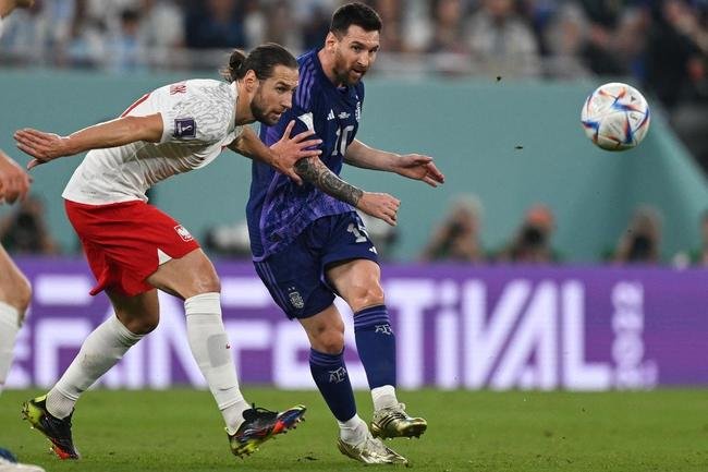 Fotos do jogo entre Polnia e Argentina no Estdio 974, em Doha, pela terceira rodada do Grupo C da Copa do Mundo, no Catar