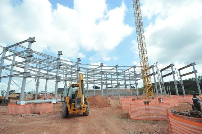 Arena MRV completa um ano de obras neste 20 de abril de 2021. Veja como est� o andamento da constru��o do est�dio do Atl�tico, que tem previs�o de ficar pronto em outubro de 2022. Ser�o 46 mil lugares, 2.333 vagas de estacionamento, 40 bares e 80 camarotes. O empreendimento fica no bairro Calif�rnia, em Belo Horizonte. (Fotos de Gladyston Rodrigues/EM/D. A Press)