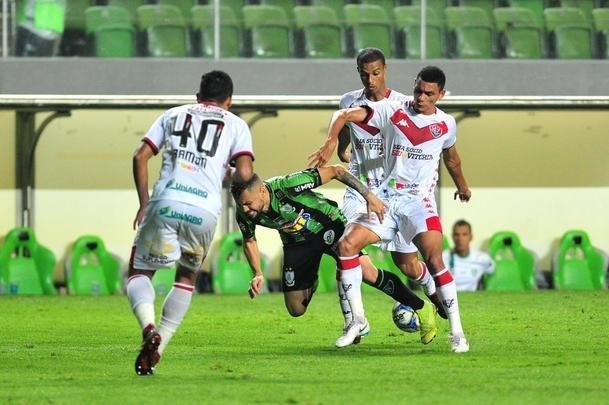 As melhores fotos do triunfo do Amrica sobre o Vitria, no Independncia, pela Srie B