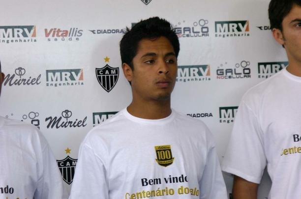 Thiago Silva - Depois de passagem pelo América em 2007, foi contratado pelo Atlético para a temporada 2008. O meia fez apenas um amistoso, contra o Uberlândia, e deixou o Galo em março, rumo ao Bragantino. Pouco tempo depois, voltou para o Coelho.