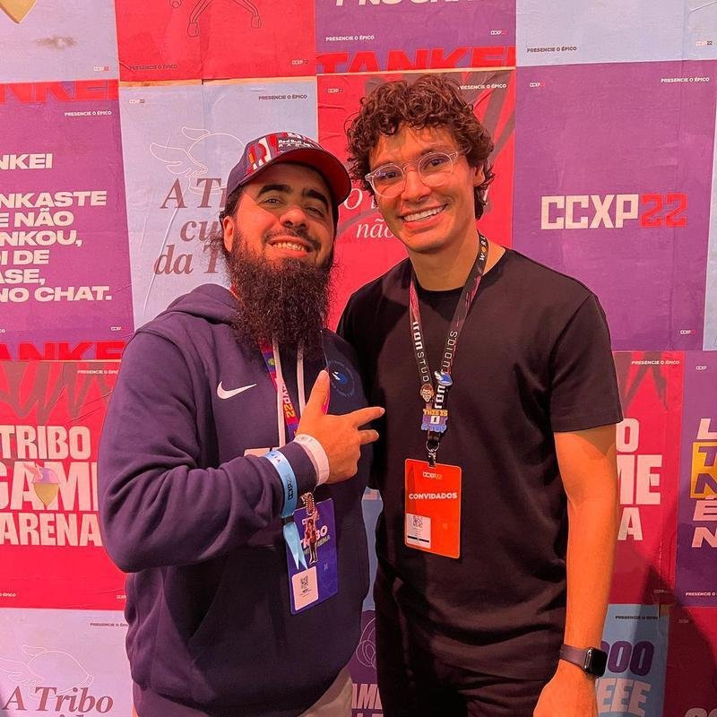 Dod curtiu a CCXP com a esposa e amigos