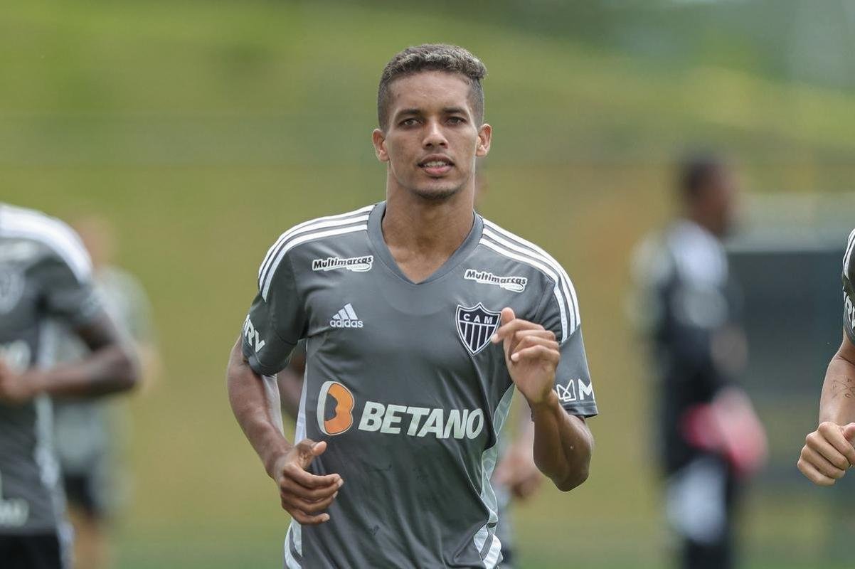 Atltico teve um dia de folga aps o empate com o Cruzeiro no clssico. Elenco de Coudet retomou atividades na Cidade do Galo na tarde desta quarta-feira (15/2).