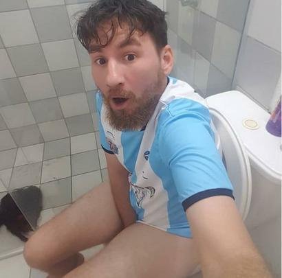 Paulo Victor 'iniciou carreira' como ssia de Messi em 2016 e faz sucesso por onde passa