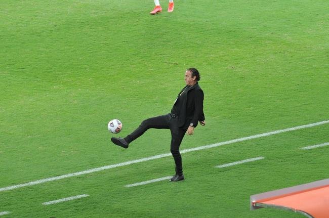 Fotos do jogo entre Atltico e La Guaira, da Venezuela, no Mineiro, em Belo Horizonte, pela ltima rodada do Grupo H da Copa Libertadores