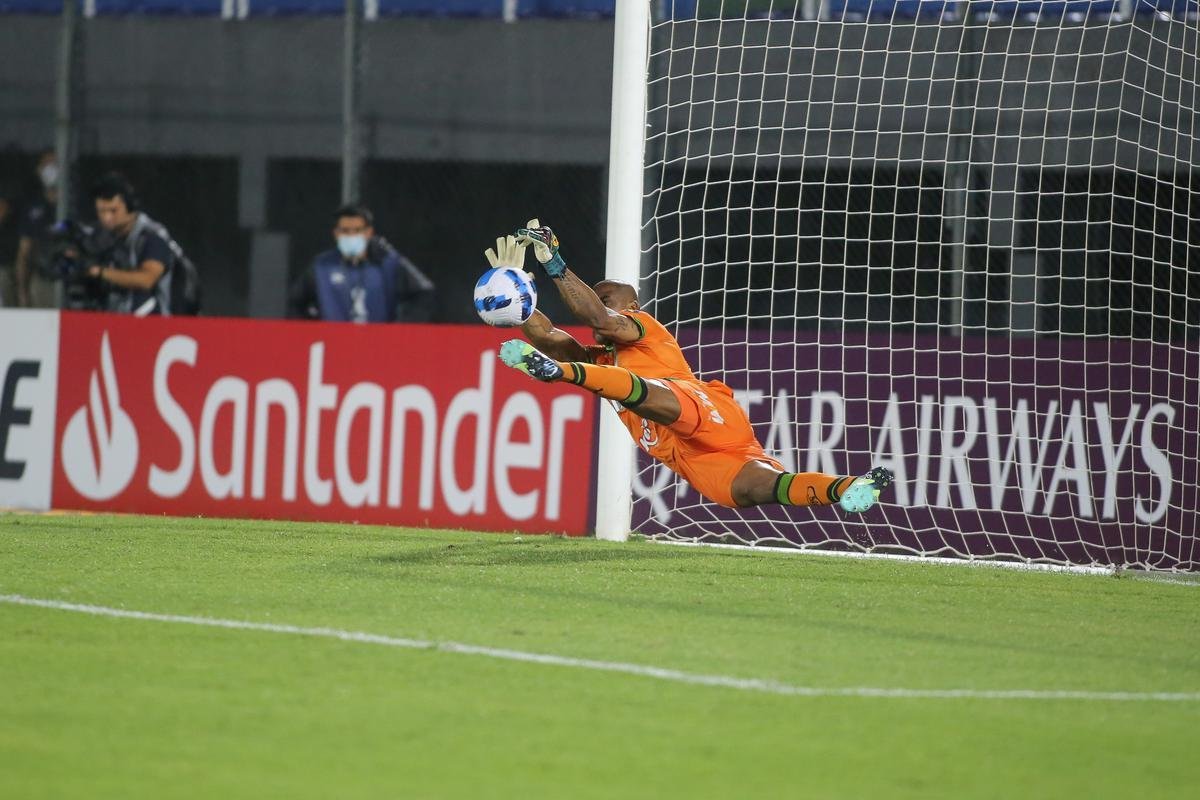Nos pnaltis, Amrica venceu por 5 a 4 e assegurou vaga na terceira fase da Copa Libertadores