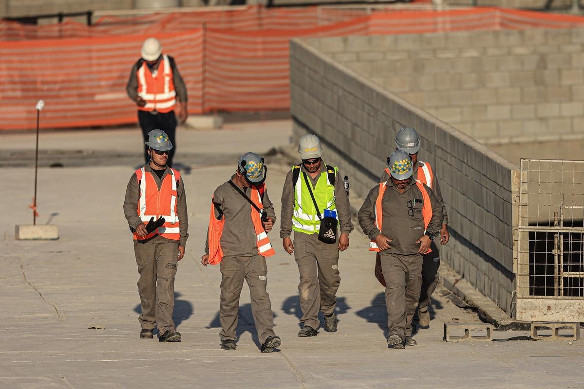 Arena MRV segue em ritmo acelerado de obras. Previso de concluso do estdio foi atualizada para dezembro.