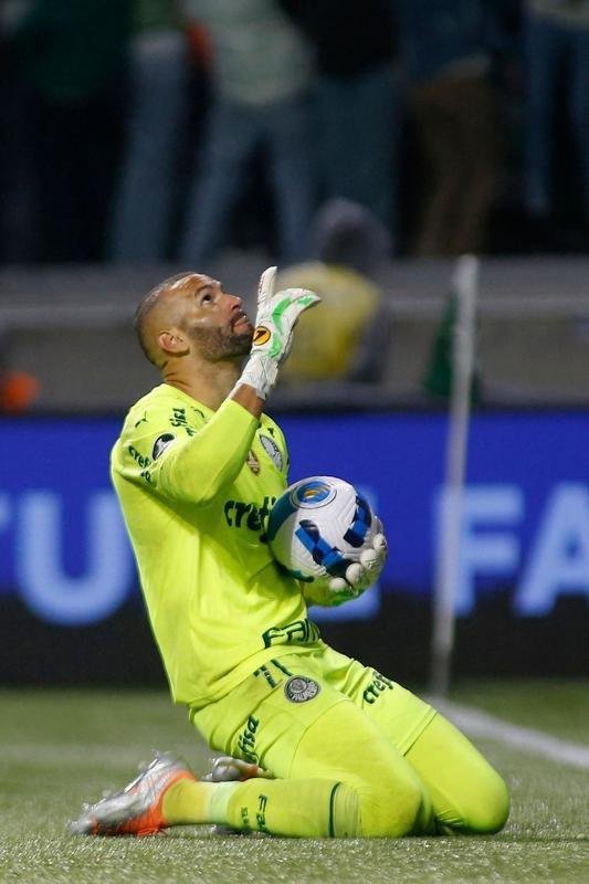 Palmeiras derrotou o Atltico por 6 a 5 nos pnaltis, depois de empate por 0 a 0 no tempo regulamentar, e se classificou s semifinais da Copa Libertadores