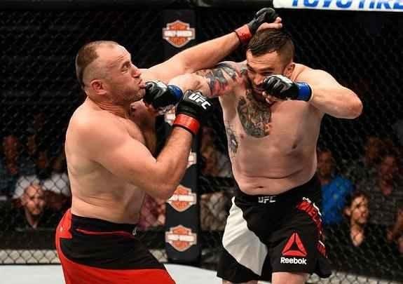 Imagens do UFC Fight Night 91, em Sioux Falls, nos EUA