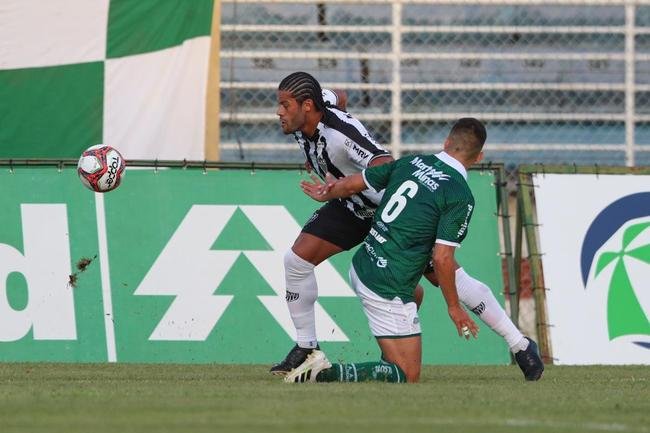 Em Poos de Caldas, Atltico  derrotado pela Caldense, de virada, por 2 a 1, pela sexta rodada do Campeonato Mineiro 