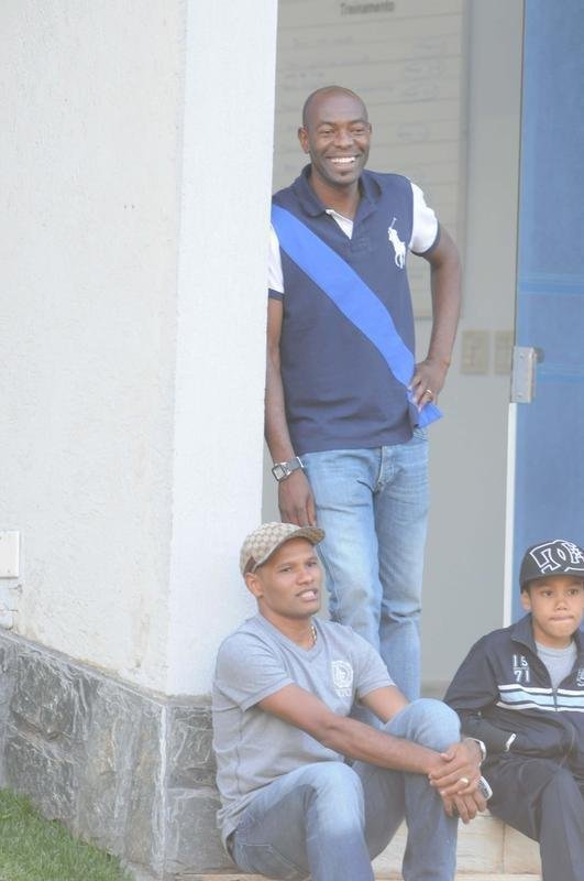 O volante Marcos Paulo (de bon,  esquerda) defendeu o Cruzeiro em fase de grandes ttulos. Entre 1997 e 2002, disputou 174 jogos.