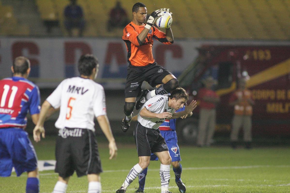 O jogo de volta aconteceu em 19 de abril, no Castelo. O Galo venceu por 3 a 1 e garantiu a classificao graas ao gol marcado como visitante. Danilinho, Marinho e Z Antnio fizeram pelo Galo, enquanto Finazzi descontou.